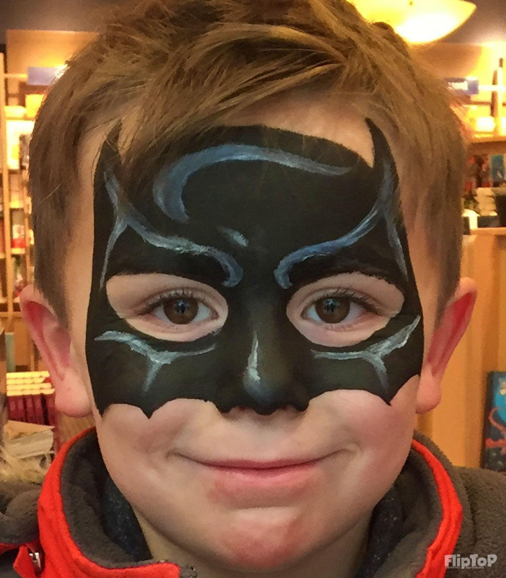 Set masque et maquillage super héros enfant : Deguise-toi, achat de  Maquillage